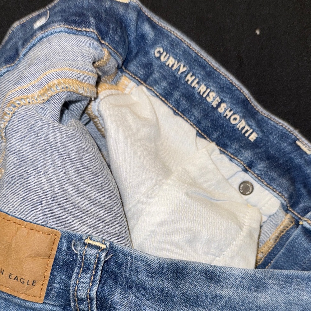 American Eagle Denim Blue Women's Shorts - Picture 6 of 9